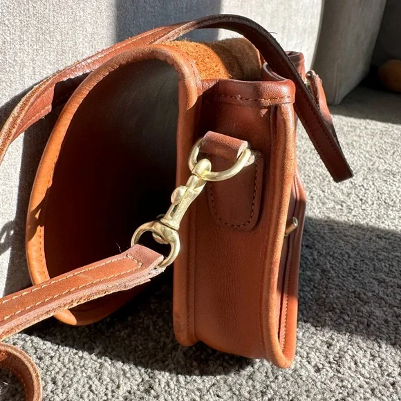 VINTAGE COACH BRITISH TAN CROSSBODY PENNY BAG  9755 - Picture 11 of 17